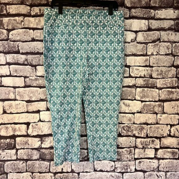 Chico's Turquoise & White Pull On Crop Pants Size L/14 - Picture 1 of 9